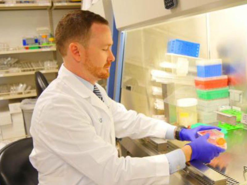 DAVID RALEIGH LAB PIC